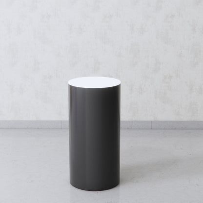 Uplit Round Pedestals